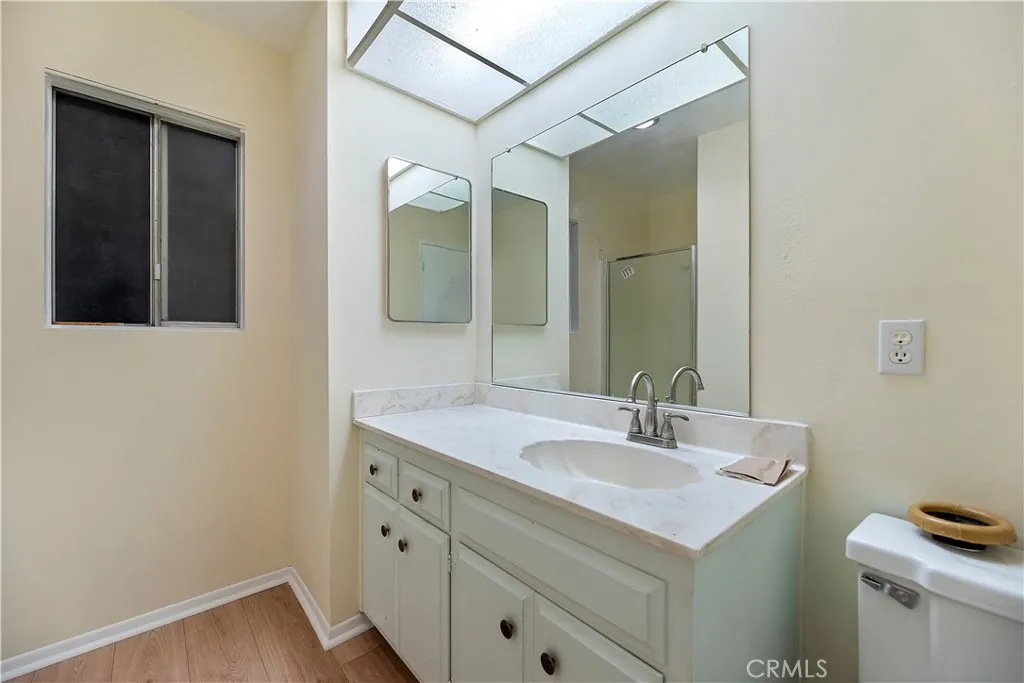1560 1560 Amberwood, Hemet, California 92543 home-pic-15