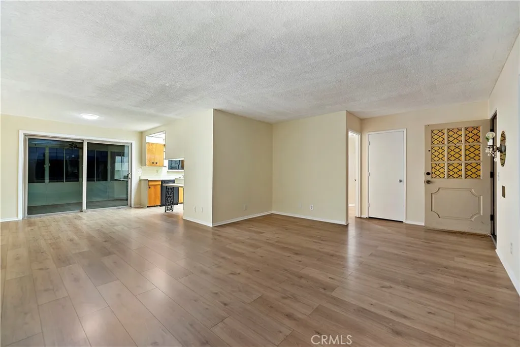 1560 1560 Amberwood, Hemet, California 92543 home-pic-7