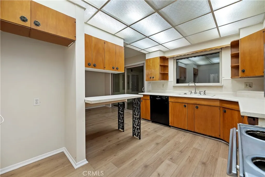 1560 1560 Amberwood, Hemet, California 92543 home-pic-11