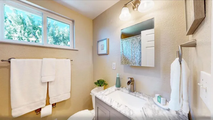 6025 Radcliffe Avenue, Newark, California 94560
