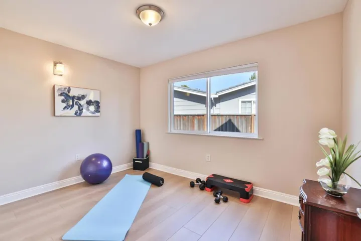 6025 Radcliffe Avenue, Newark, California 94560