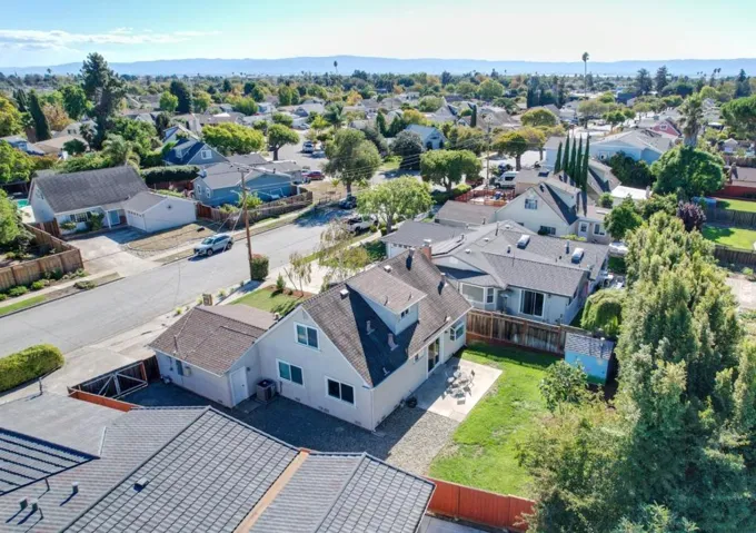 6025 Radcliffe Avenue, Newark, California 94560