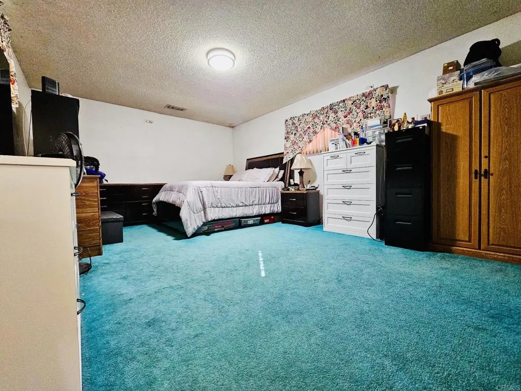 3333 Delta Avenue, Long Beach, California 90810 home-pic-24