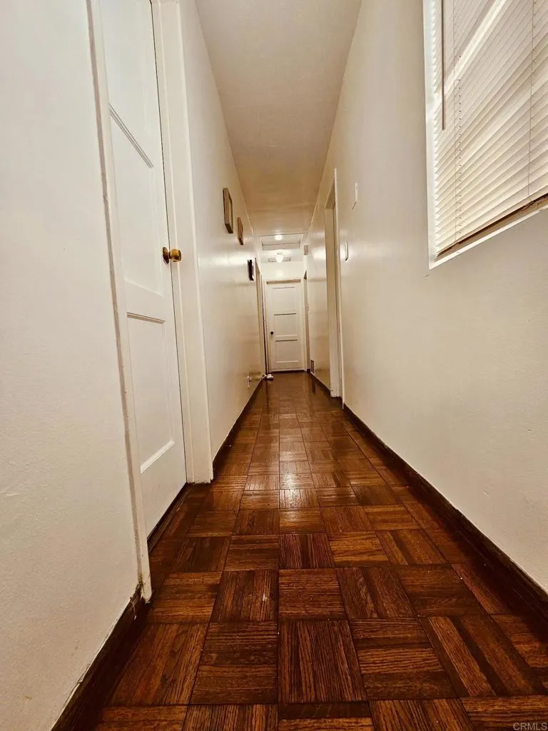 3333 Delta Avenue, Long Beach, California 90810 home-pic-22