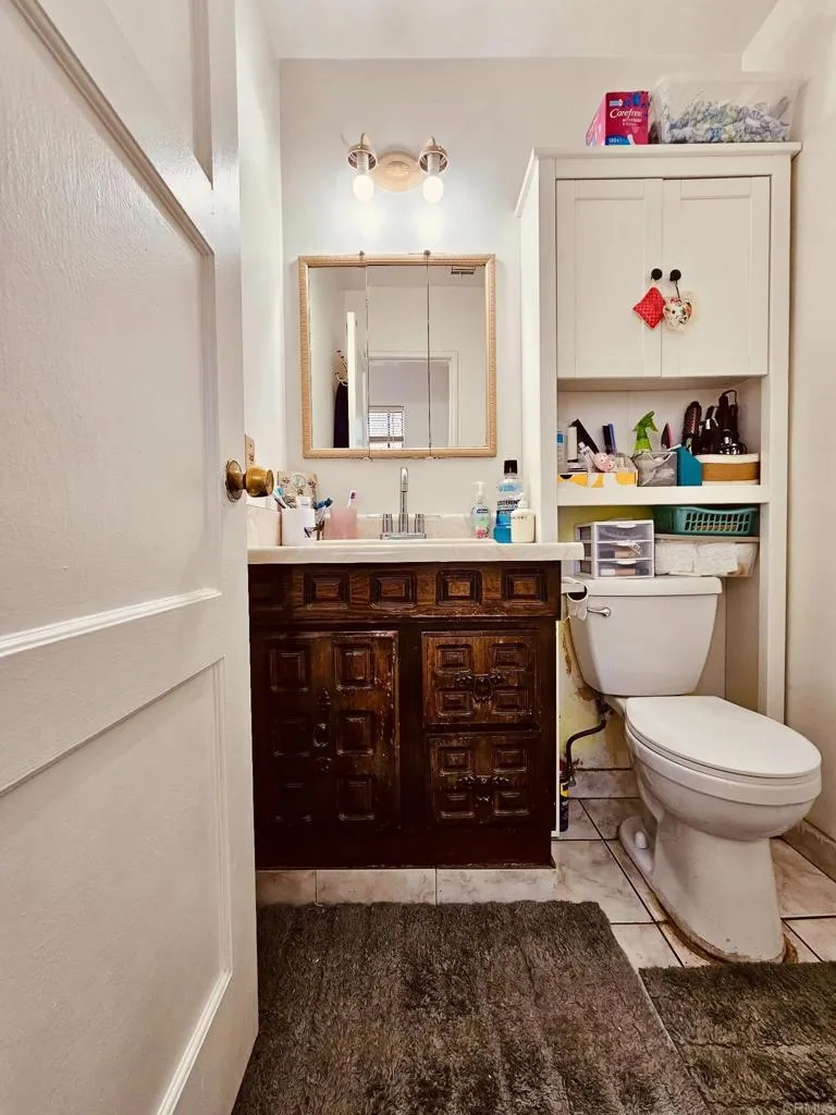 3333 Delta Avenue, Long Beach, California 90810 home-pic-21