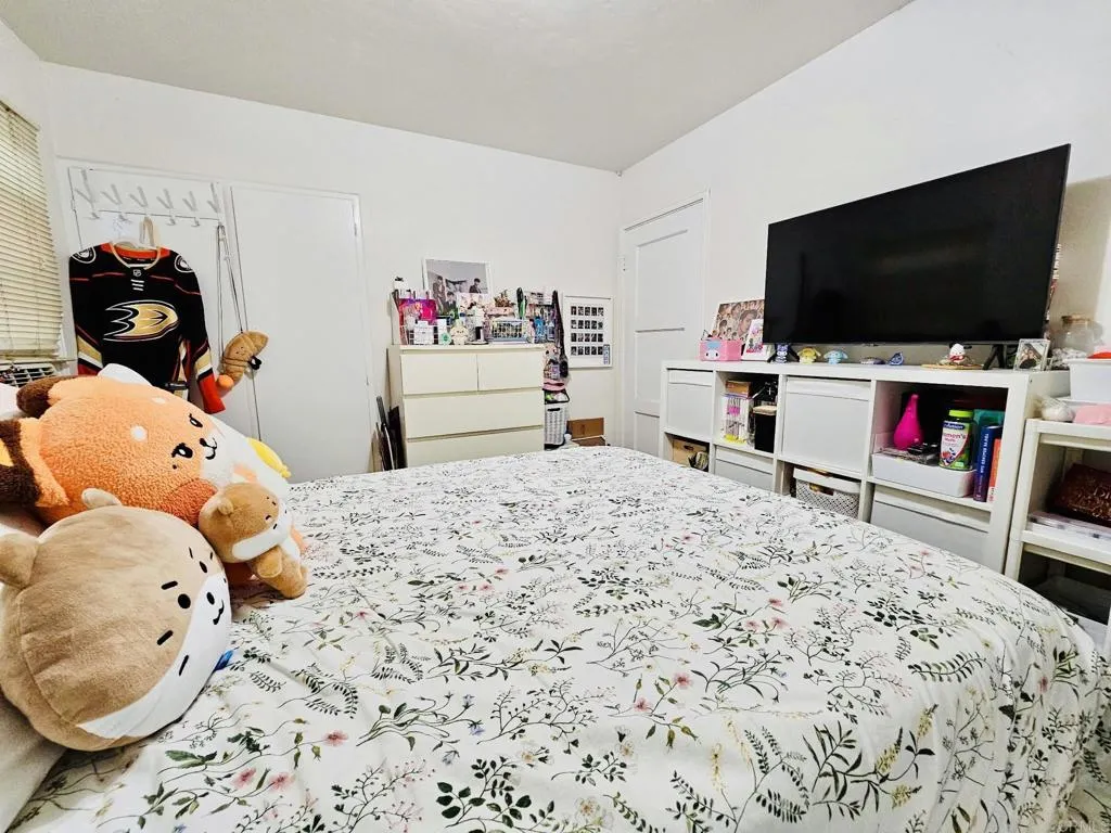 3333 Delta Avenue, Long Beach, California 90810 home-pic-28
