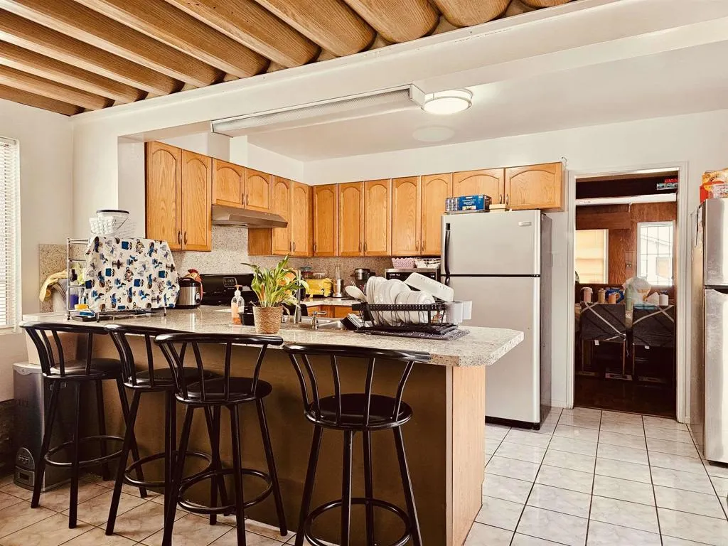 3333 Delta Avenue, Long Beach, California 90810 home-pic-7