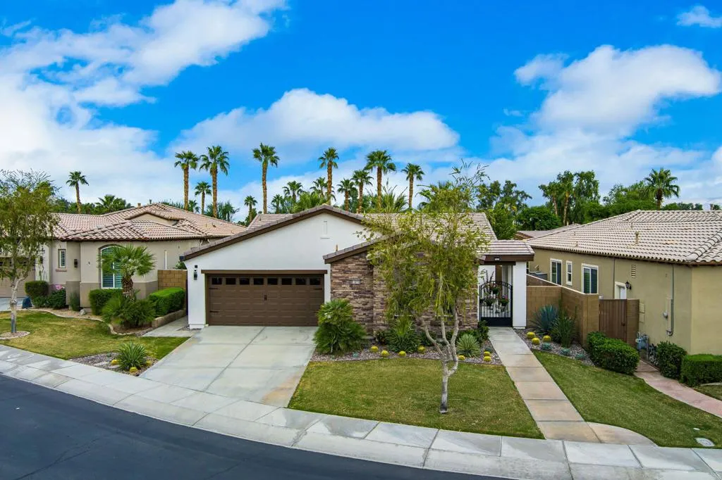 81810 La Paz Court, La Quinta, California 92253 home-pic-41