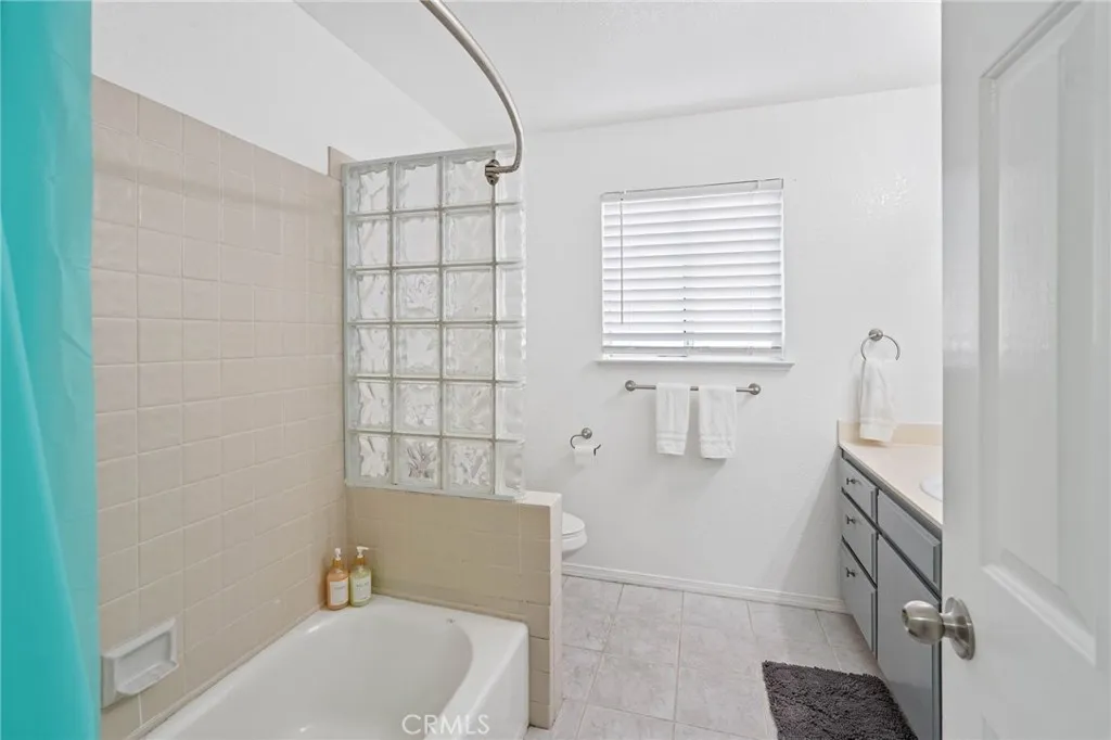 318 Redrock, Antioch, California 94509 home-pic-32