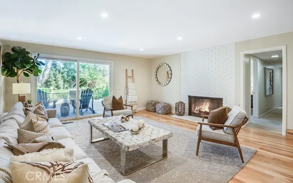 36 Pony Lane, Rolling Hills Estates, California 90274 home-pic-35