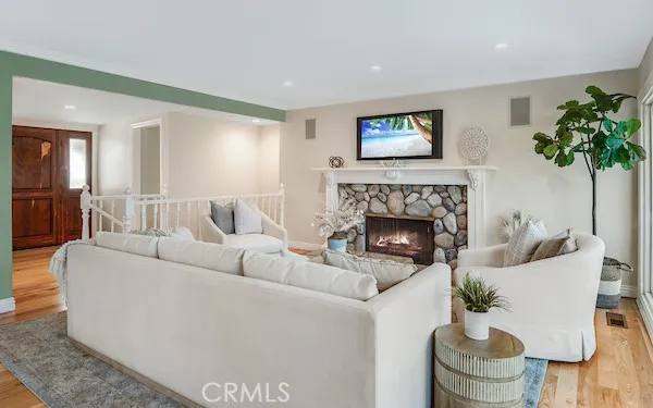 36 Pony Lane, Rolling Hills Estates, California 90274 home-pic-9