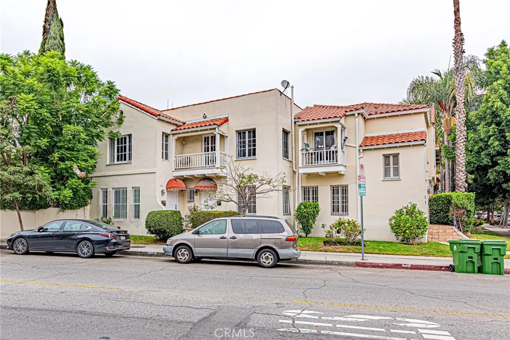 5355 W 8th Street, Los Angeles, California 90036 home-pic-7