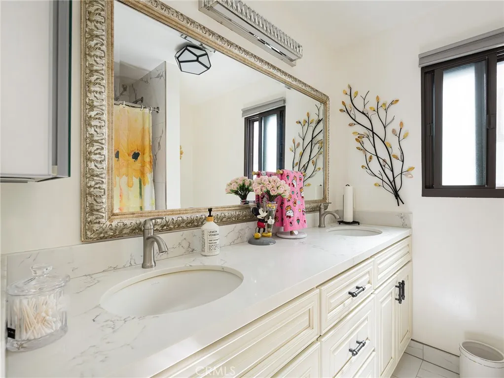 212 E Imperial Avenue E, El Segundo, California 90245 home-pic-7