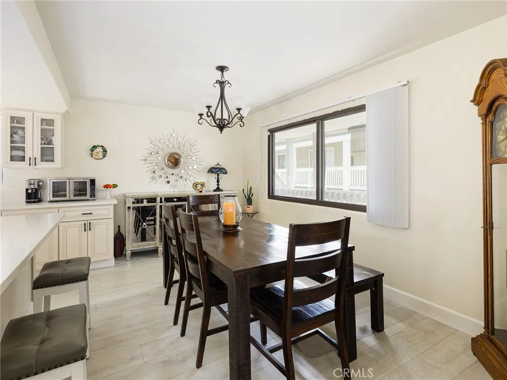212 E Imperial Avenue E, El Segundo, California 90245 home-pic-5