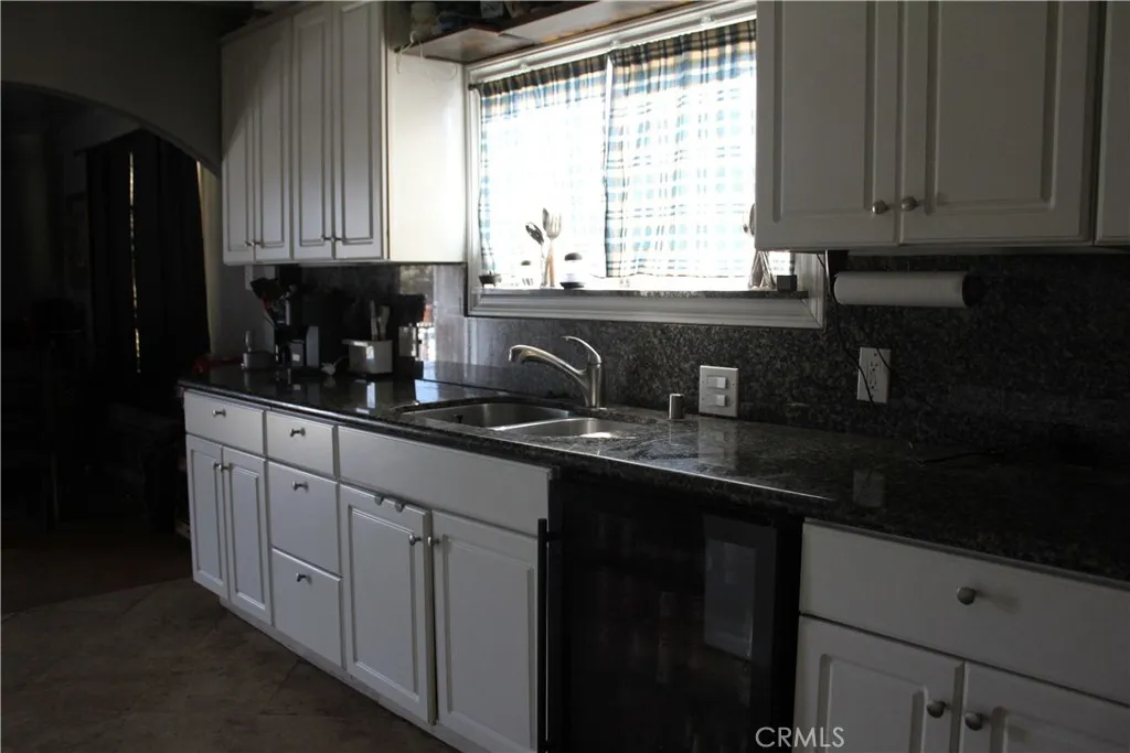 6603 6th Avenue, Los Angeles, California 90043 home-pic-5