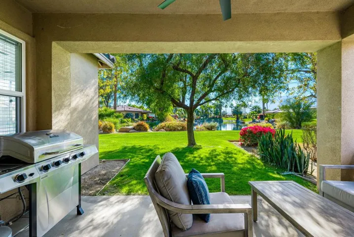 18-web-or-mls-TJ_Travolta_OPMG_0125_018