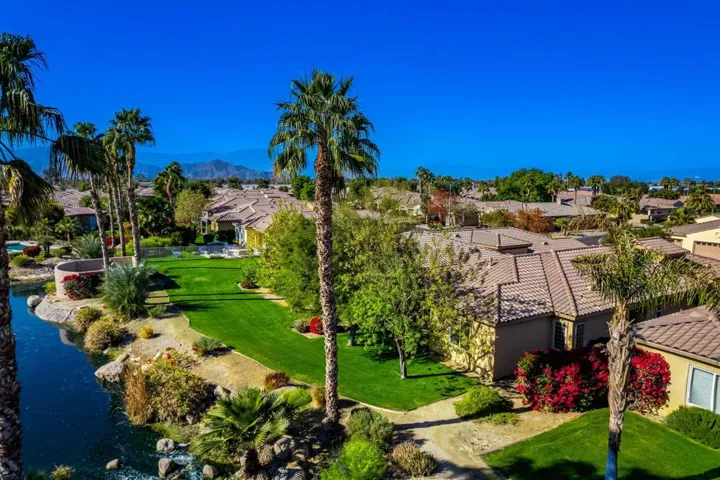 7-web-or-mls-TJ_Travolta_OPMG_0125_007