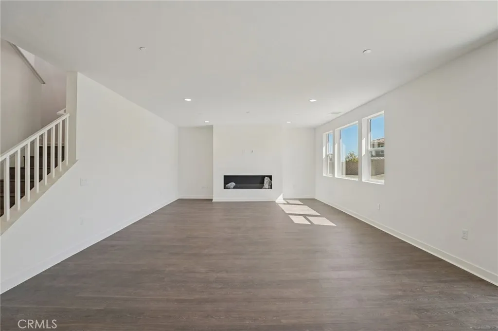 4032 Saddlewood Drive, Palmdale, California 93551 home-pic-1