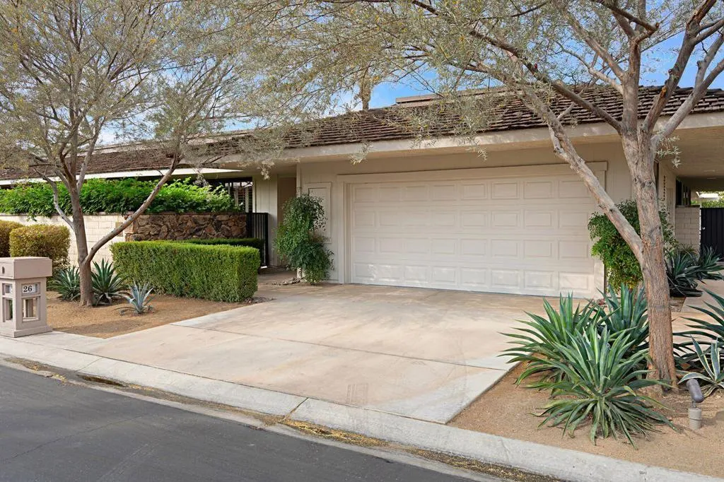 26 Princeton Drive, Rancho Mirage, California 92270 home-pic-3