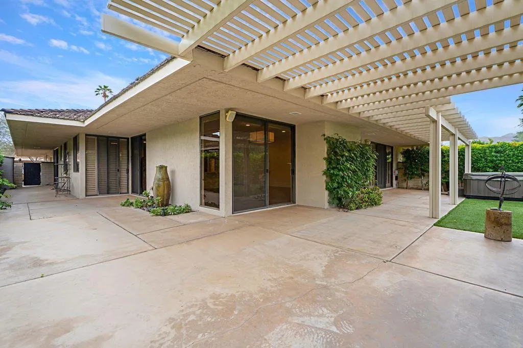 26 Princeton Drive, Rancho Mirage, California 92270 home-pic-25