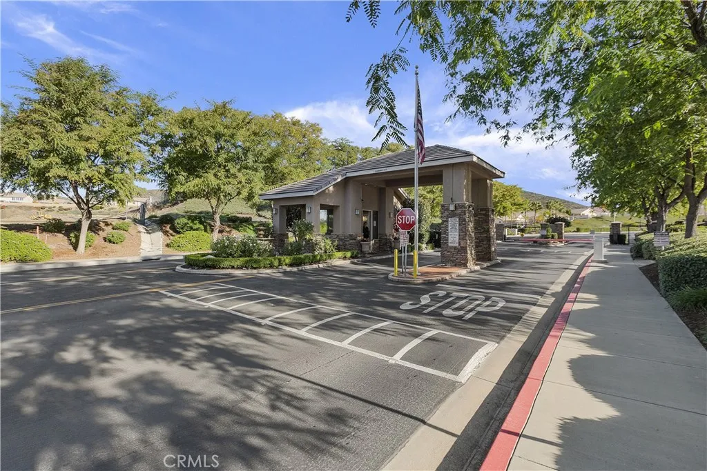 29427 Winding Brook, Menifee, California 92584 home-pic-34