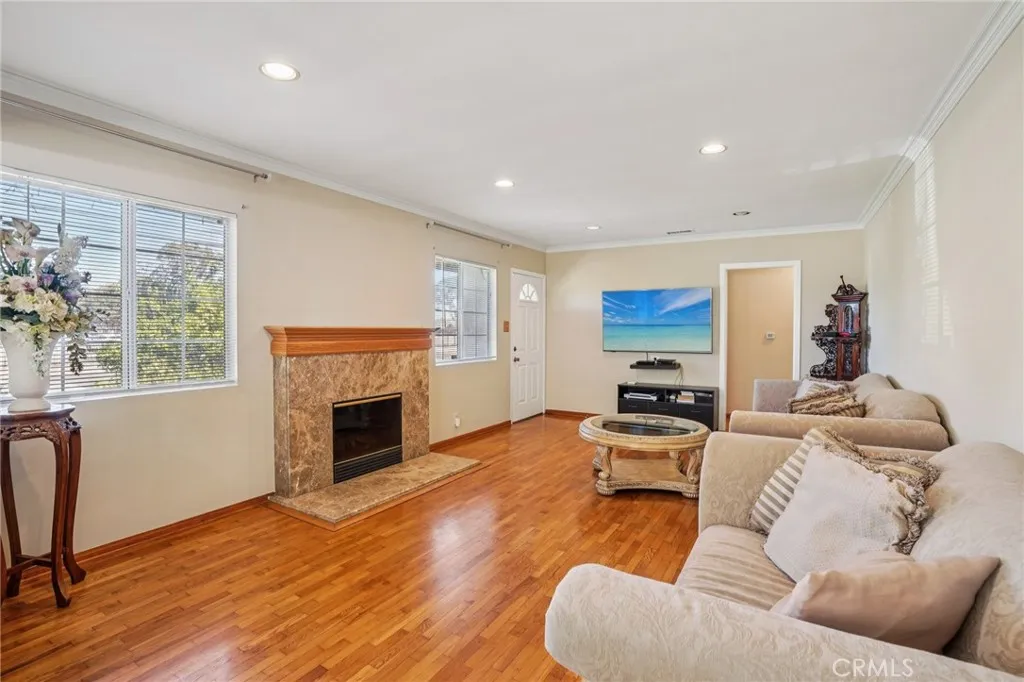 2116 Marine Avenue, Gardena, California 90249 home-pic-1