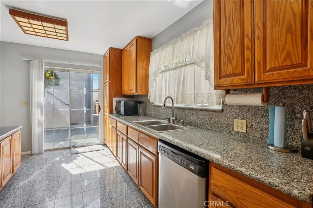 2116 Marine Avenue, Gardena, California 90249 home-pic-8