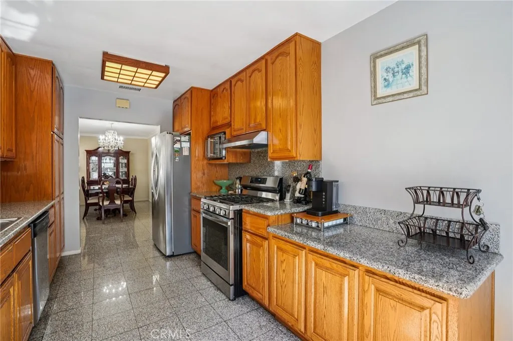 2116 Marine Avenue, Gardena, California 90249 home-pic-9
