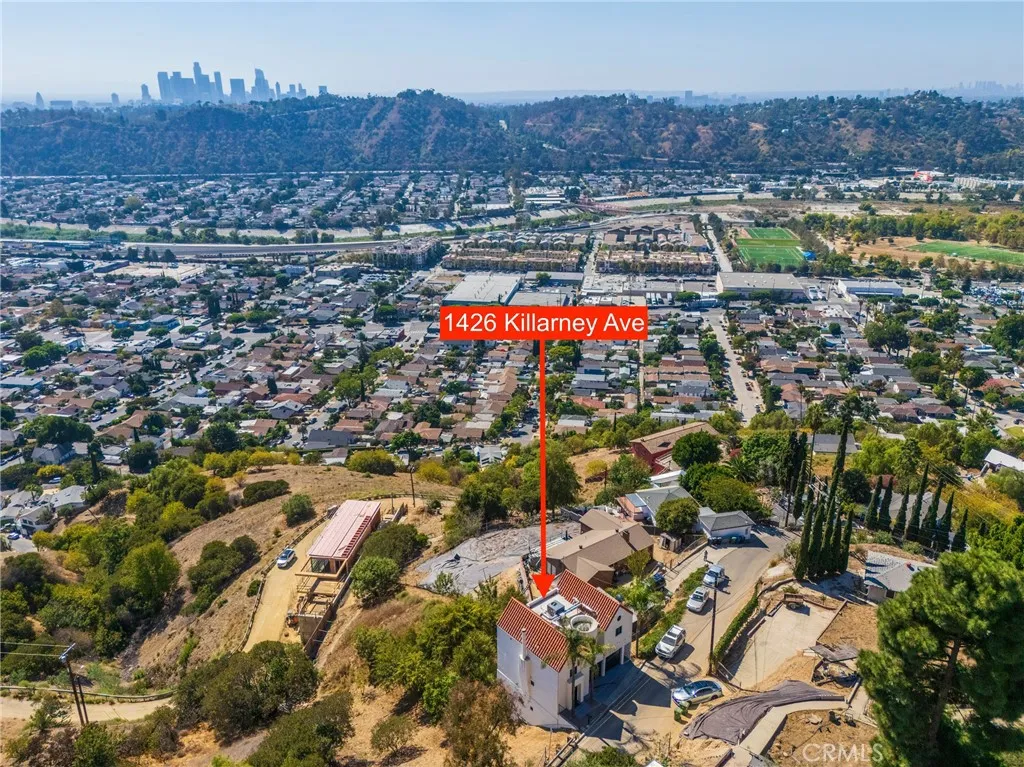 1426 Killarney Avenue, Los Angeles, California 90065 home-pic-25