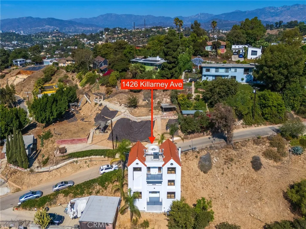 1426 Killarney Avenue, Los Angeles, California 90065 home-pic-26
