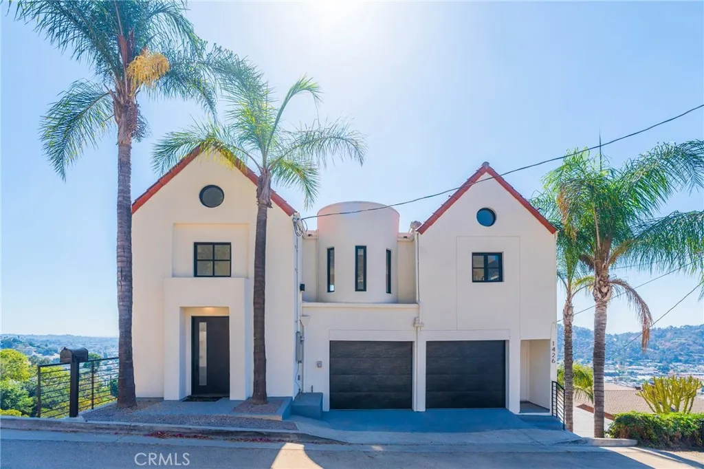 1426 Killarney Avenue, Los Angeles, California 90065 home-pic-1
