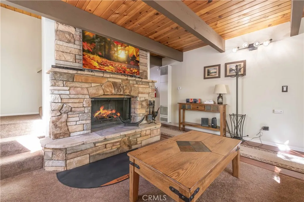 548 Moreno Lane, Sugarloaf, California 92386 home-pic-7
