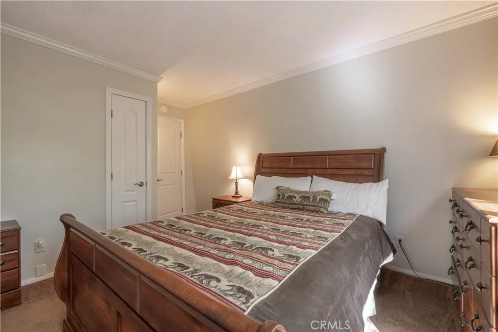 548 Moreno Lane, Sugarloaf, California 92386 home-pic-19