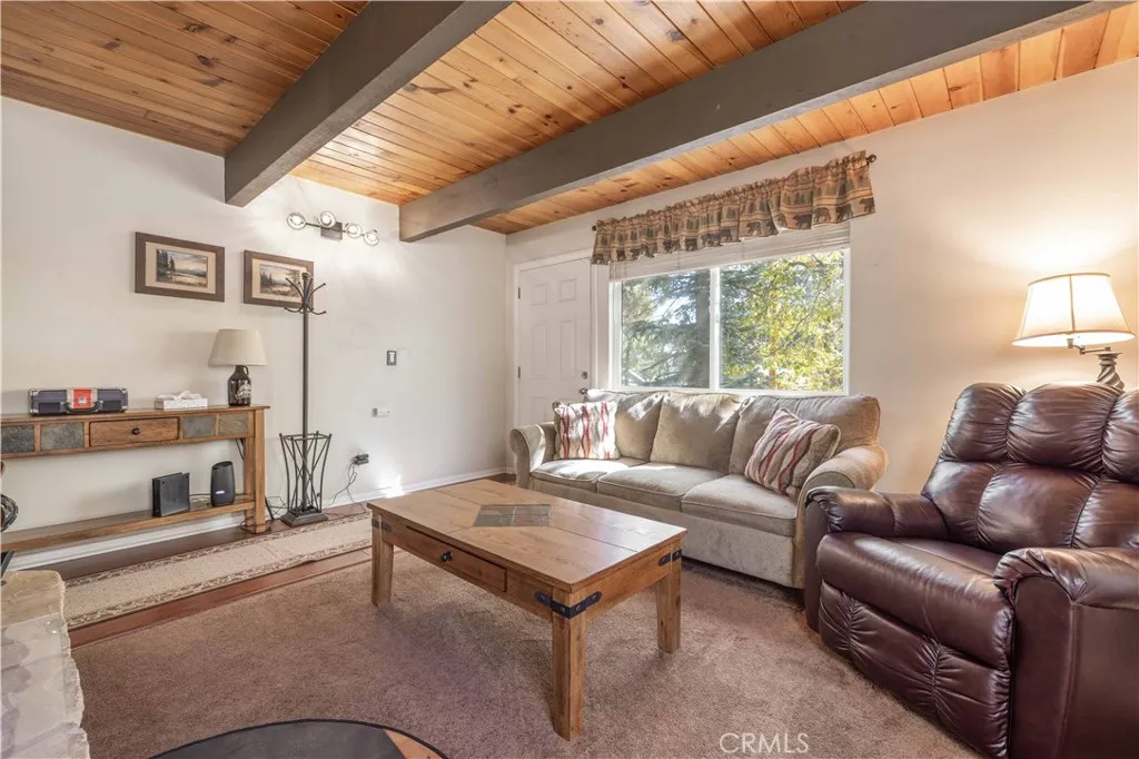 548 Moreno Lane, Sugarloaf, California 92386 home-pic-5