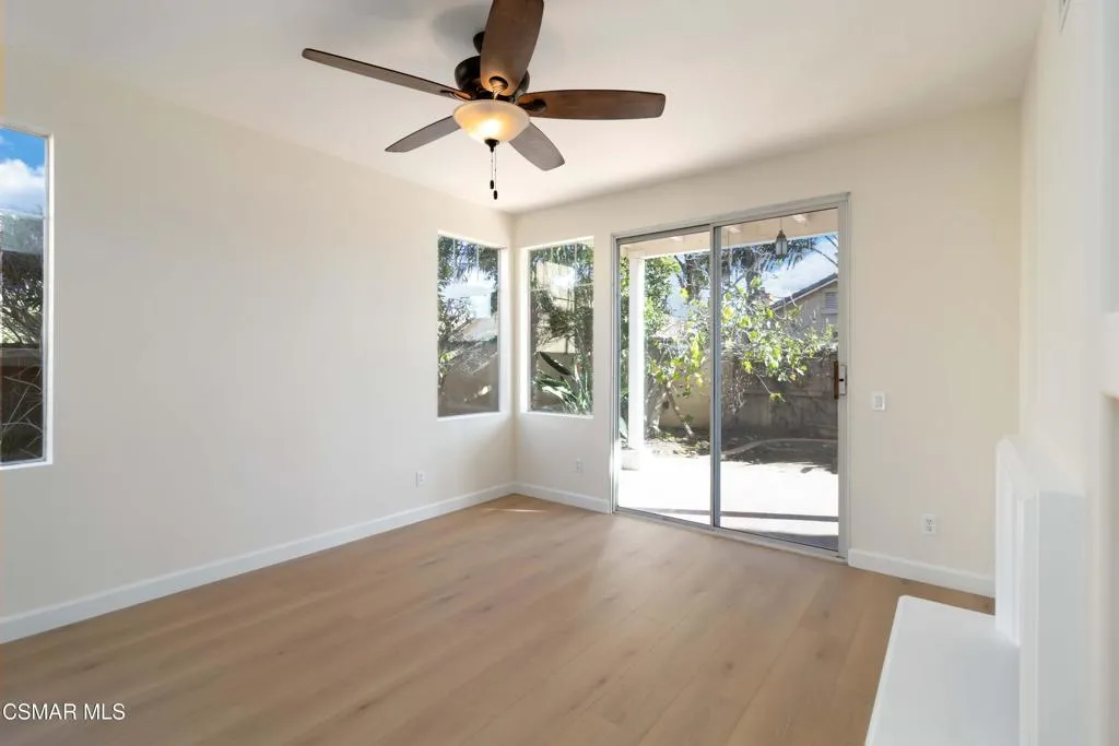 117 Macademia Lane, Simi Valley, California 93065 home-pic-23