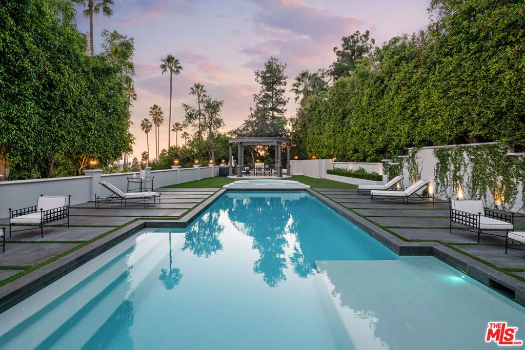 402 Doheny Road, Beverly Hills, California 90210 home-pic-54