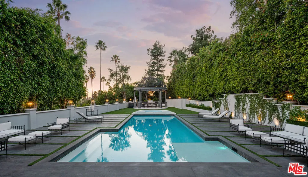 402 Doheny Road, Beverly Hills, California 90210 home-pic-50