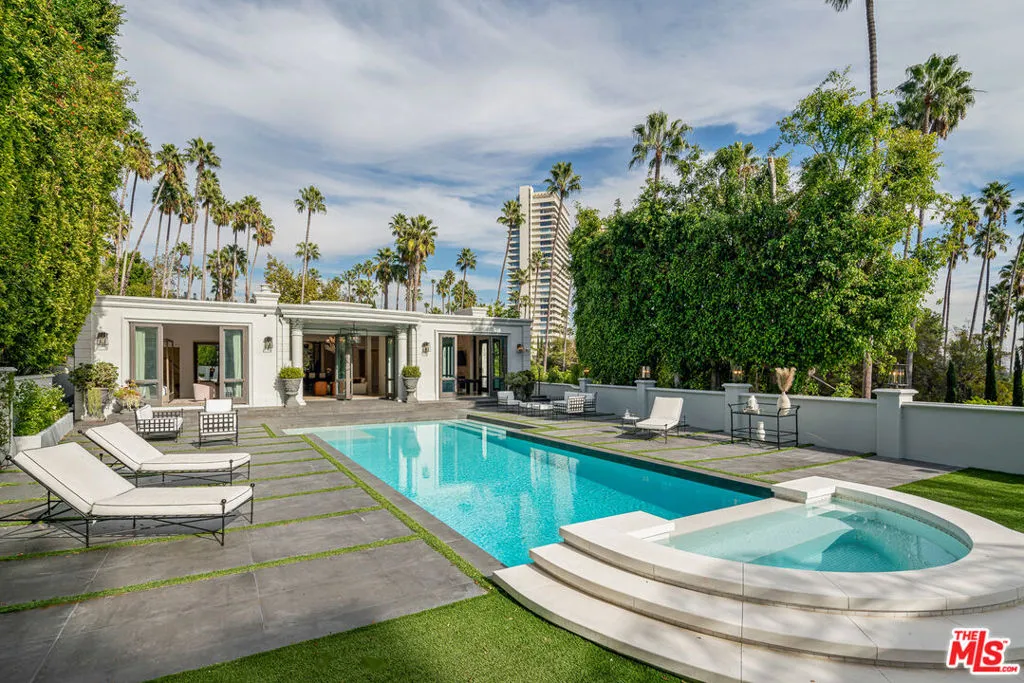 402 Doheny Road, Beverly Hills, California 90210 home-pic-24