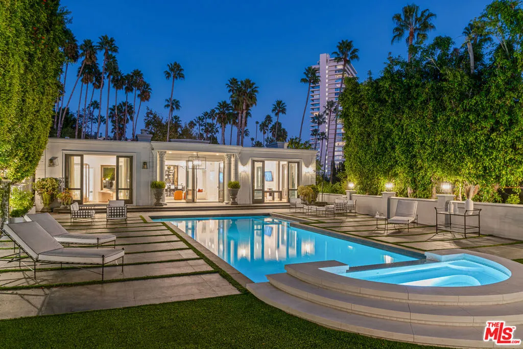 402 Doheny Road, Beverly Hills, California 90210 home-pic-51