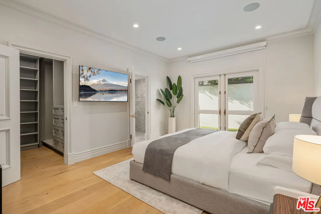 402 Doheny Road, Beverly Hills, California 90210 home-pic-30