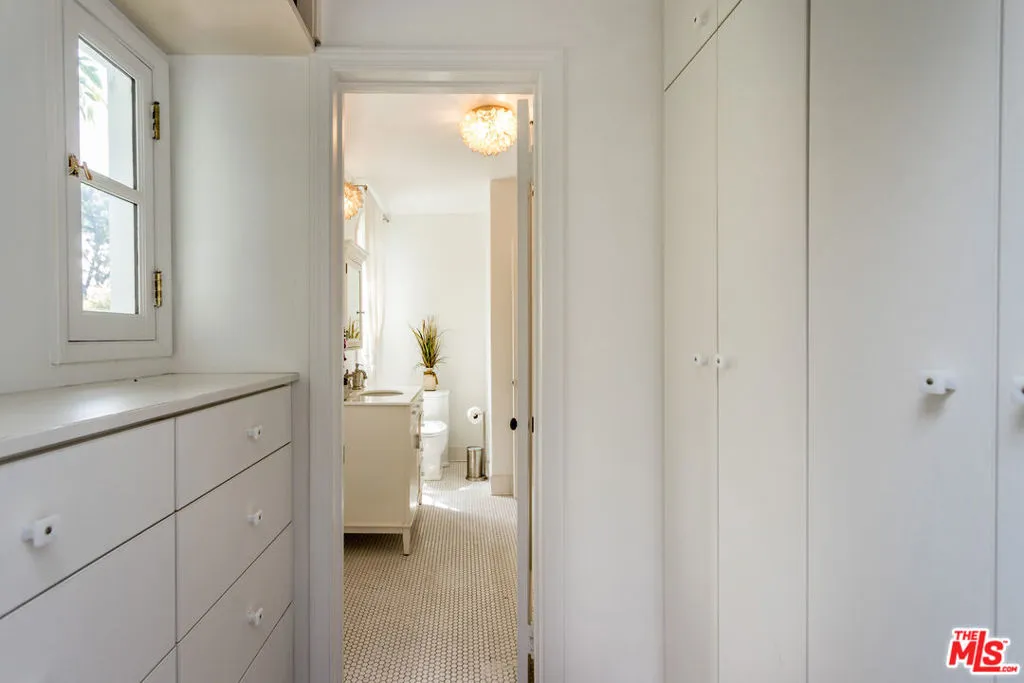 2928 Westbrook Avenue, Los Angeles, California 90046 home-pic-23