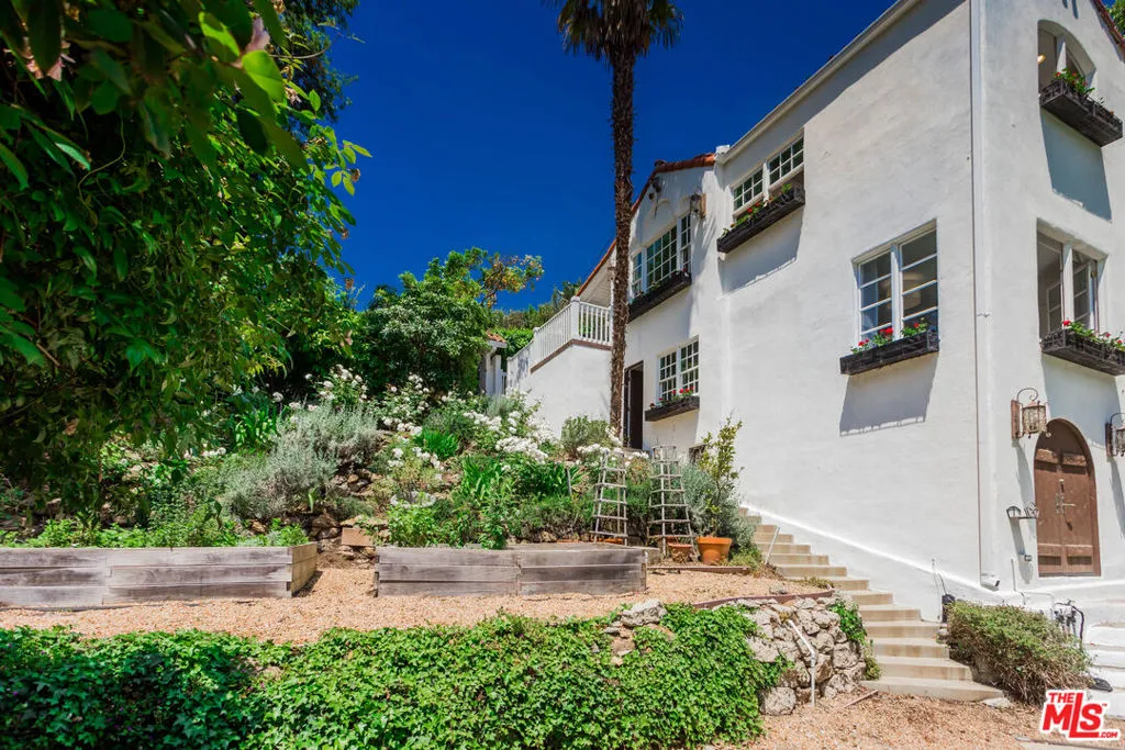 2928 Westbrook Avenue, Los Angeles, California 90046 home-pic-34