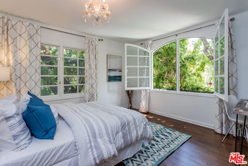 2928 Westbrook Avenue, Los Angeles, California 90046 home-pic-25