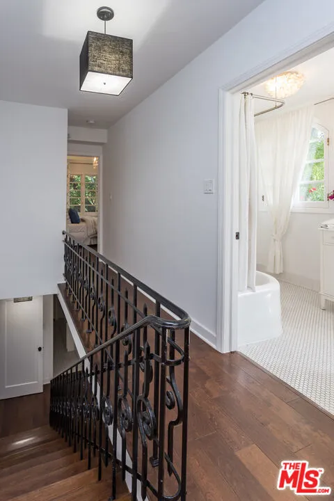 2928 Westbrook Avenue, Los Angeles, California 90046 home-pic-13