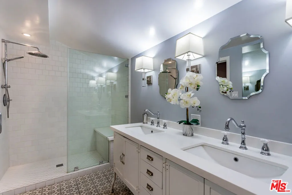 2928 Westbrook Avenue, Los Angeles, California 90046 home-pic-18