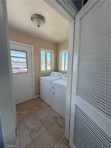 45015 11th W, Lancaster, California 93534