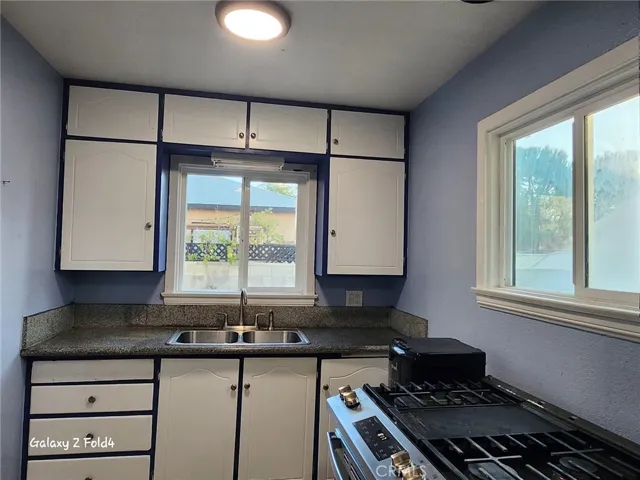 45015 11th W, Lancaster, California 93534