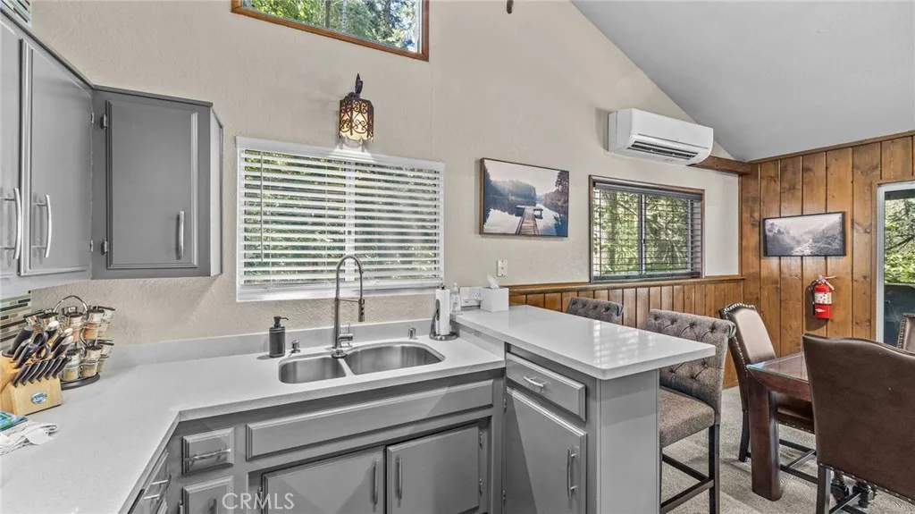 582 Kuffel Canyon Road, Lake Arrowhead, California 92352 home-pic-12