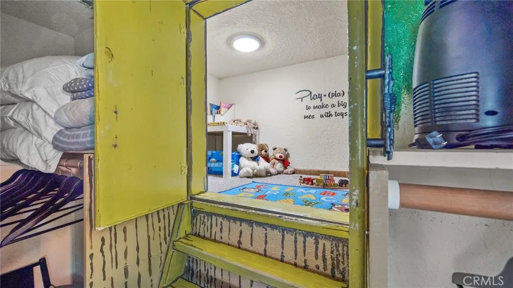582 Kuffel Canyon Road, Lake Arrowhead, California 92352 home-pic-19