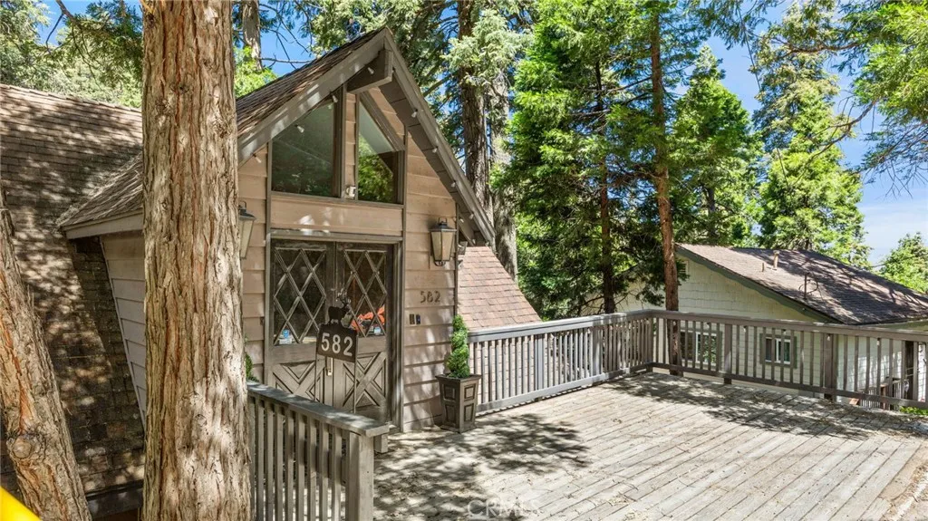 582 Kuffel Canyon Road, Lake Arrowhead, California 92352 home-pic-1